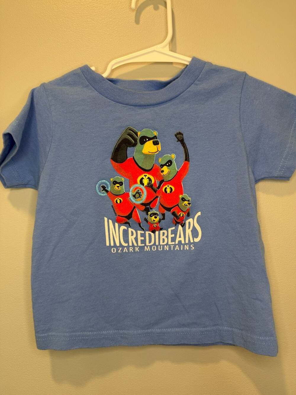 Duck Co Incredibears Ozark Mountains T-Shirt Size 2